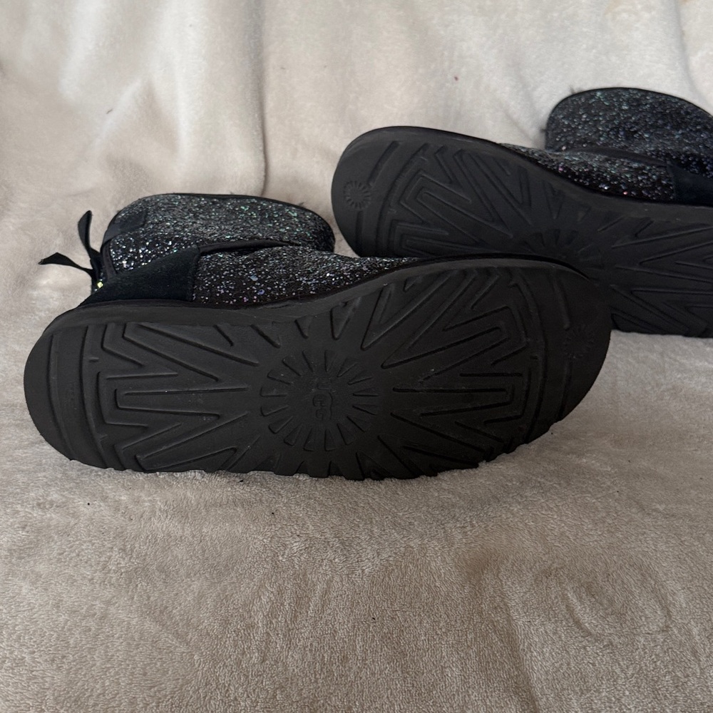Ugg Classic Mini Bow Cosmos Women Ankle Boots 8 - Picture 6 of 7
